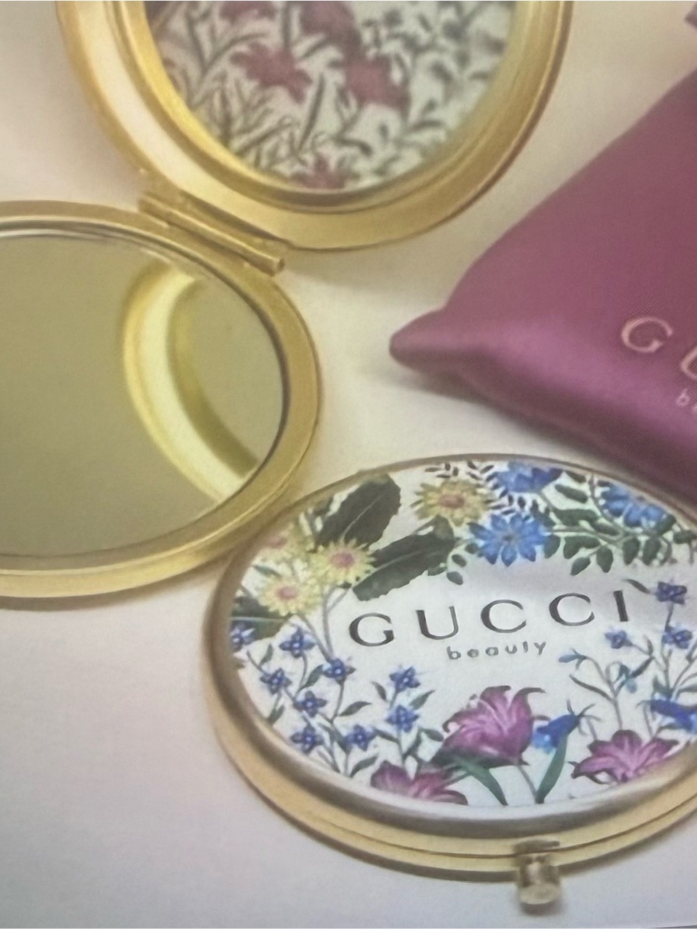 Gucci Floral Compact Mirror with Pink Satin Pouch, NWTs - Picture 5 of 7